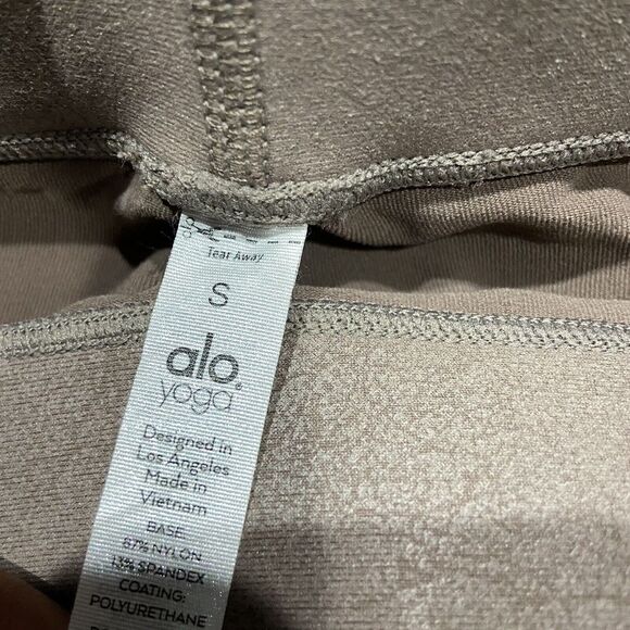 Alo Yoga Mocha Full Length Leggings Sz Small Cracked Metallic Print - Picture 6 of 6